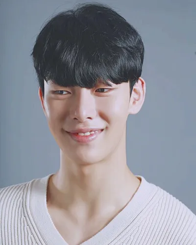 민효기