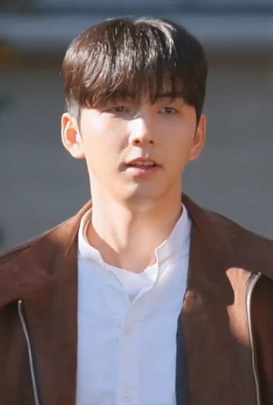 윤정윤
