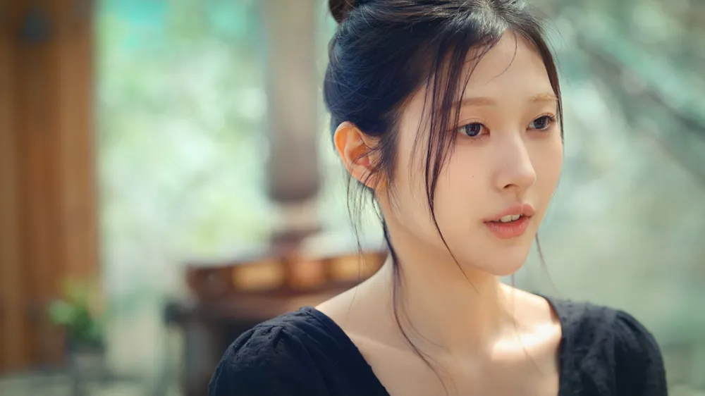 변지영